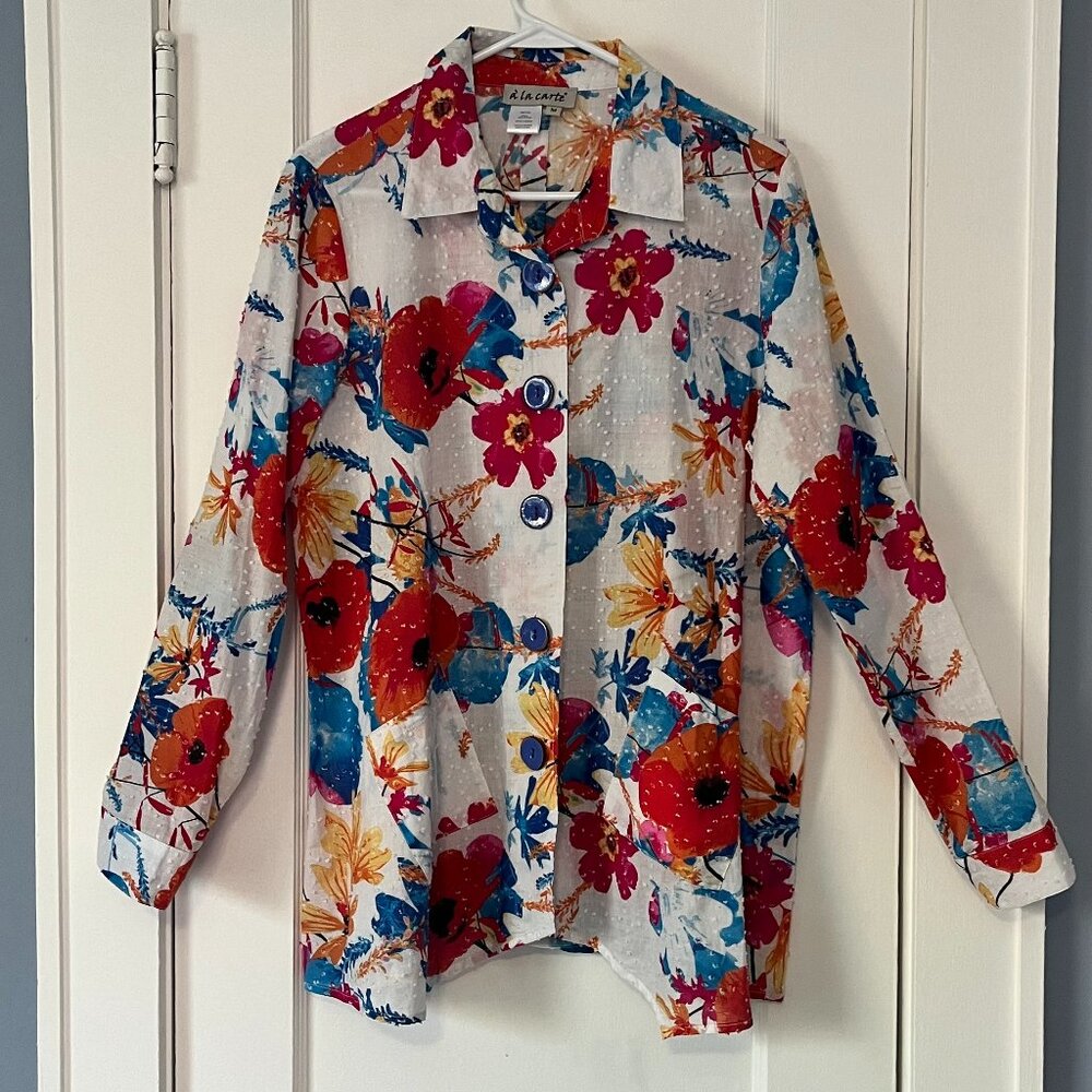 A La Carte button up blouse floral textured boho artsy asymmetric hem sz medium